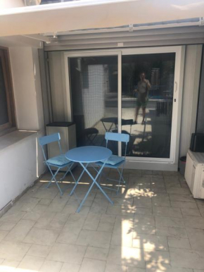 Cozy Studio In Town Center